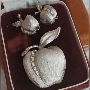 Judy Lee Vintage Silver Apple Set